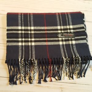 100% Cashmere Italy Design Navy Plaid Scarf